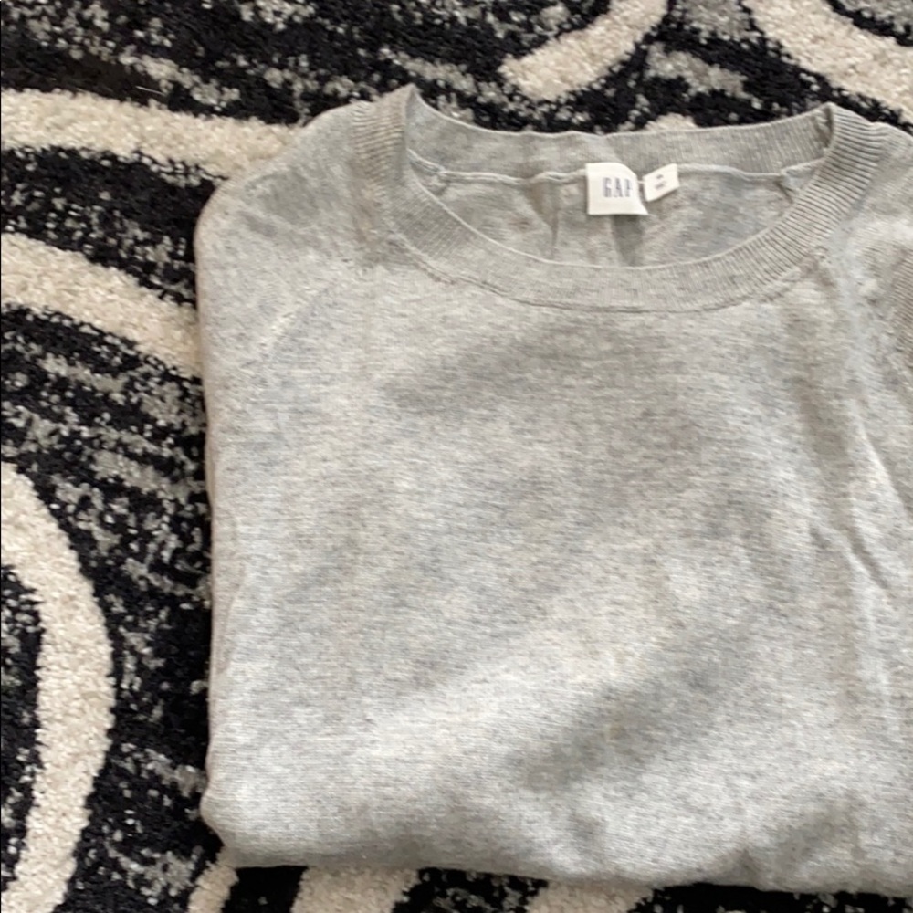 gap grey knit cold shoulder sweater